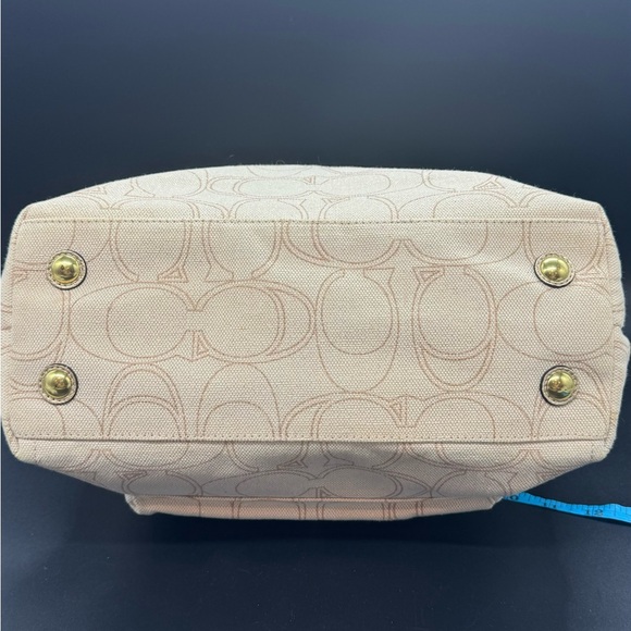 Coach Penelope Signature Linen Shoulder Bag F19266 - Picture 4 of 15